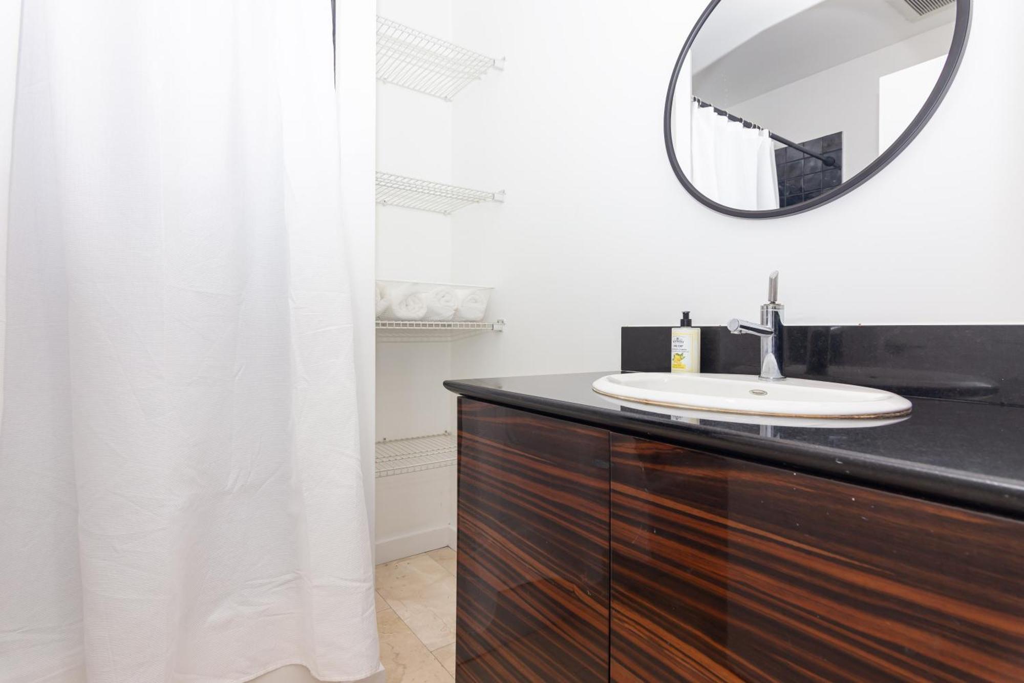 1 Bdrm Apartment - Heart Of Downtown - 5 Min To Wynwood マイアミ エクステリア 写真